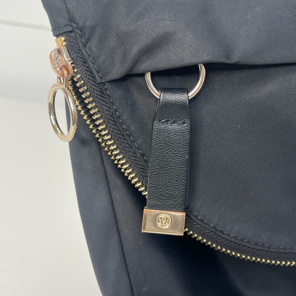 Lululemon Festival Bag Black - Picture 3 of 9